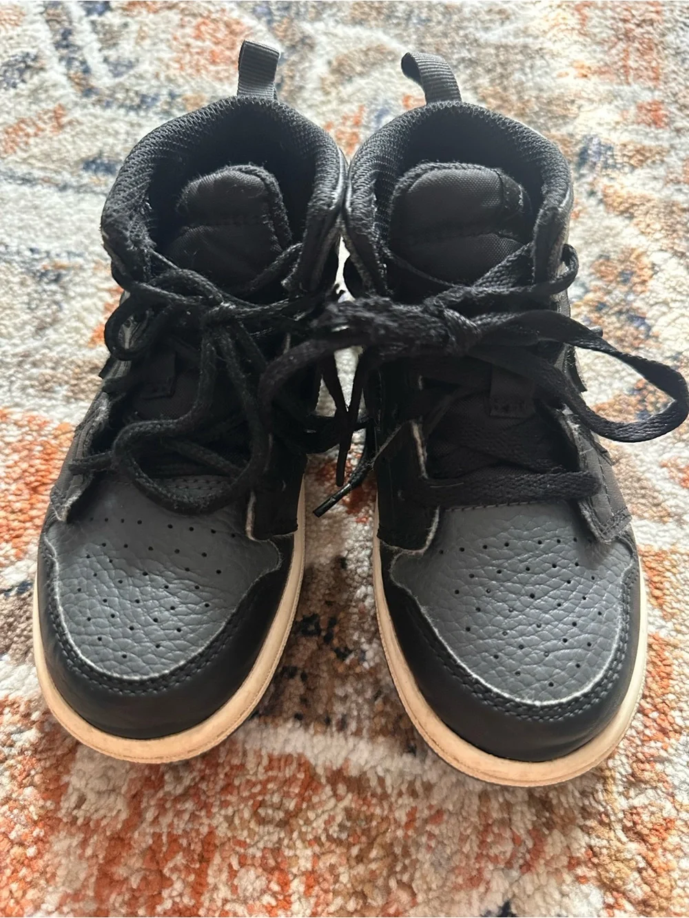Nike Kids Black High-Top Sneakers. Size 9c